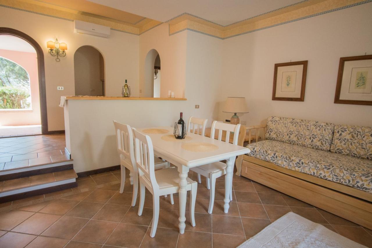 Aparthotel Il Giardino Degli Oleandri Liscia di Vacca Exterior foto